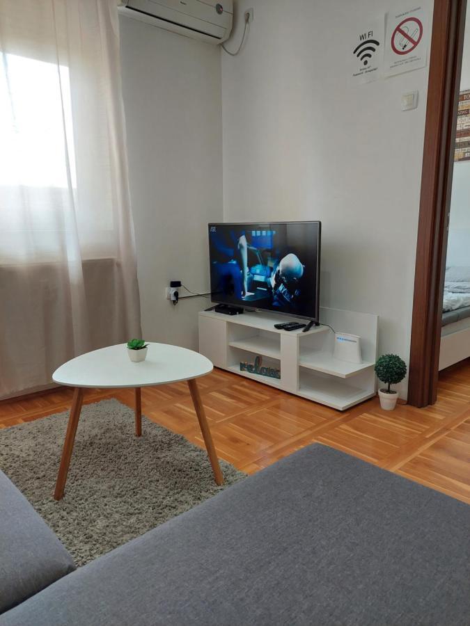 Smiley 2 - Subotica Centar Apartment Exterior photo